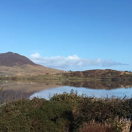 Holiday home Townhouse Tucked Under The Hill Clifden